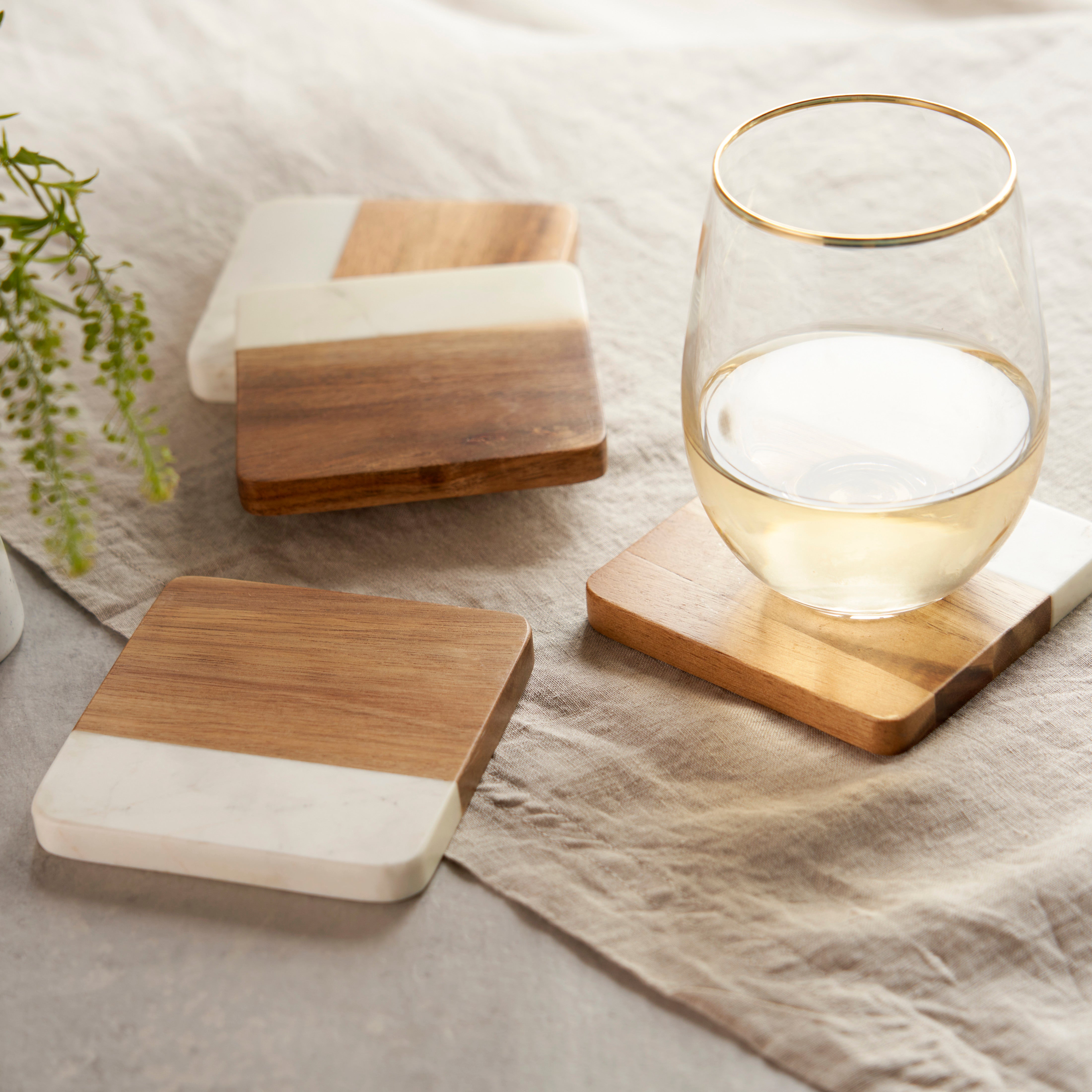 Marble & Acacia Coaster Set - Thumbnail 3