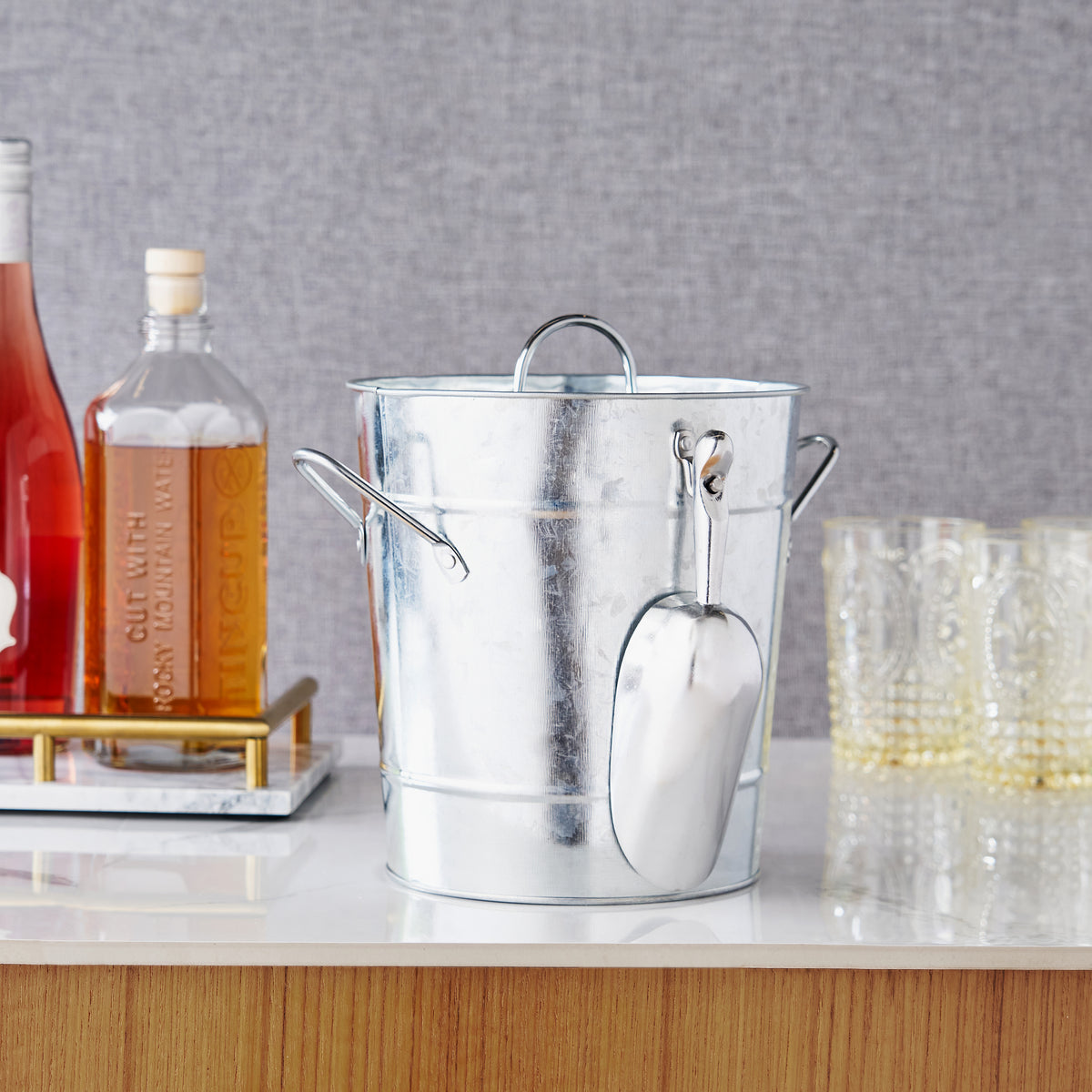 Twine Insulated Ice Bucket with Lid, Scoop & Handles for Beer, Wine ...