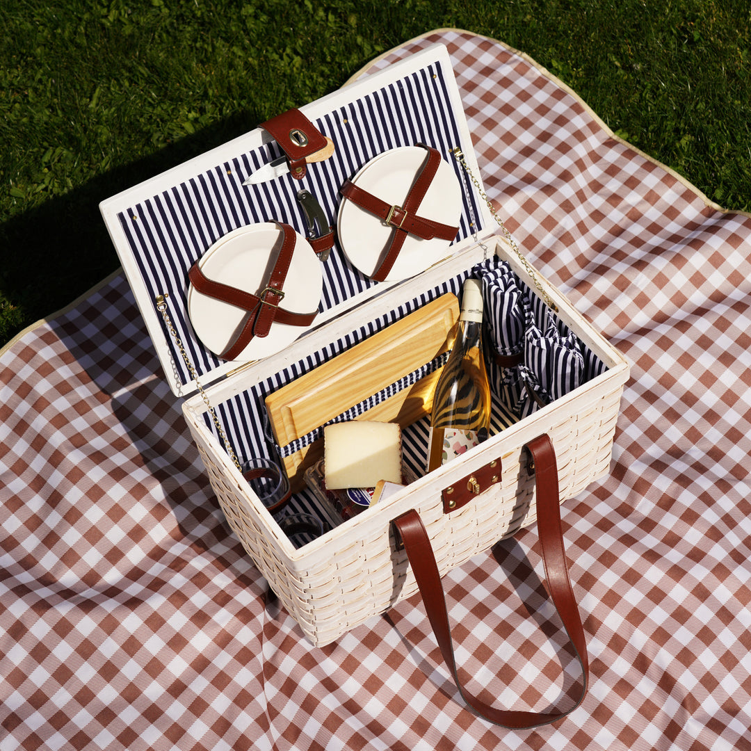 Twine Tahoe Outdoor Picnic Basket with Lid and Handle, Four Person