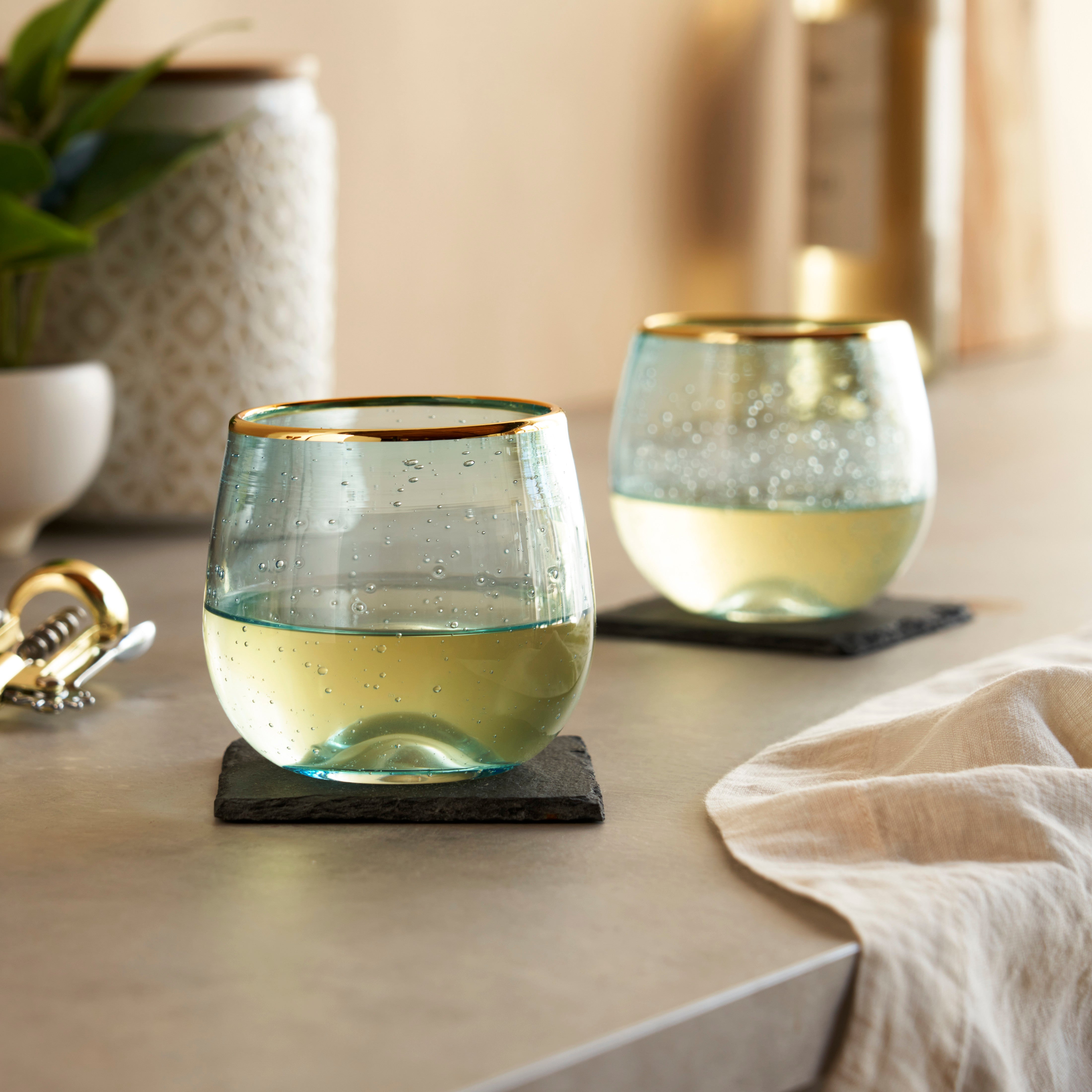 Twine Living Aqua Bubble Stemless Wine Glass - Thumbnail 5