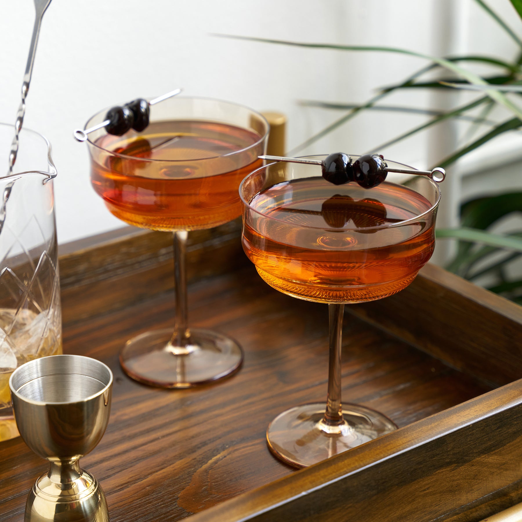 Twine Tulip Cocktail Coupe Glasses - Vintage Gold Amber-Tinted Drinking  Stemmed Cocktail Tumblers, Martini Champagne Colored Wine Cups, Perfect  Housewarming Gift- 9 Oz, Set of 2, Copper Brown – Twine Living